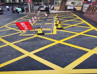 怀化怀化厂区划线，园区停车场划线，车库标识标线